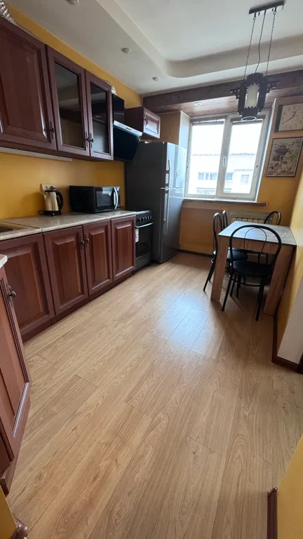 Квартира двухкомнатная в Фрунзенском, 47 м², Владивосток — фото 22