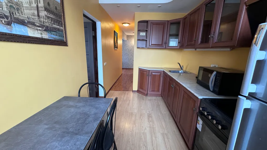 Квартира двухкомнатная в Фрунзенском, 47 м², Владивосток — фото 27