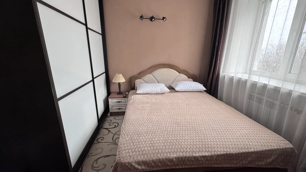 Квартира двухкомнатная в Фрунзенском, 47 м², Владивосток — фото 29