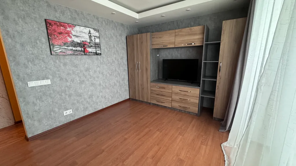 Квартира двухкомнатная в Фрунзенском, 47 м², Владивосток — фото 3