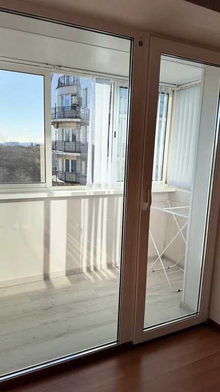 Квартира двухкомнатная в Фрунзенском, 47 м², Владивосток — фото 9