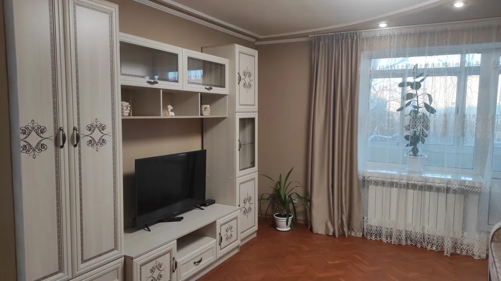 Квартира трёхкомнатная в переулке Крупском, 61 м², Каменск-Шахтинский — фото 2