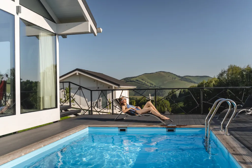 Дом Вилла с бассейном и видом на горы