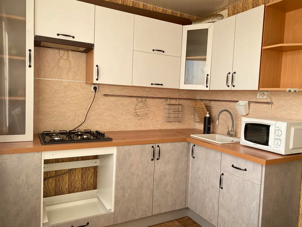 Квартира однокомнатная на улице Островского, 33 м², Кстово — кухня