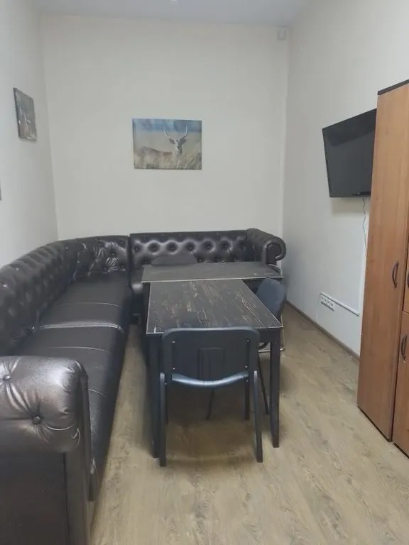 Многоместный смешанный номер эконом (душ/туалет общий)