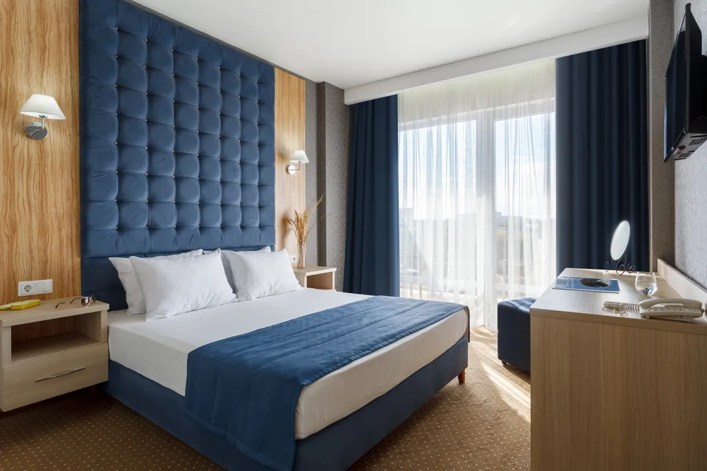 Двухместный номер с 1 кроватью люкс с видом на море — Sunmarinn Resort Hotel, фото 1 из 5