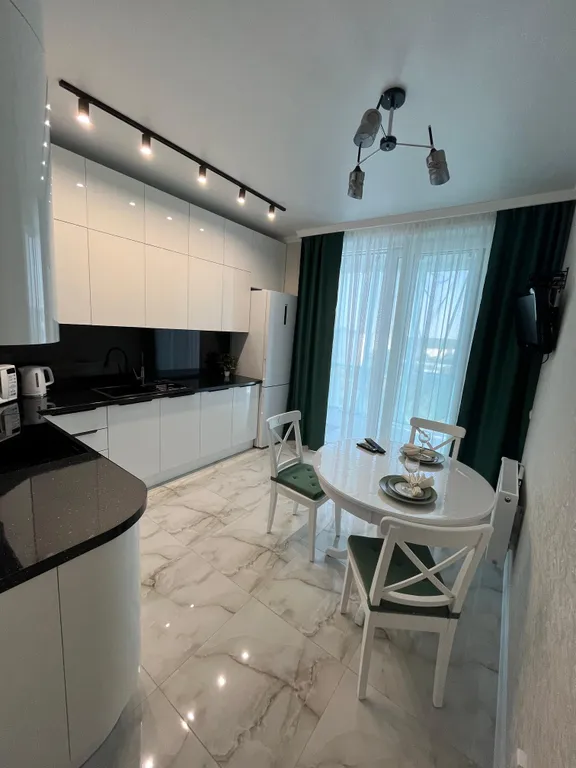 Квартира однокомнатная на улице Шпаковской, 41 м², Ставрополь — кухня, фото 5