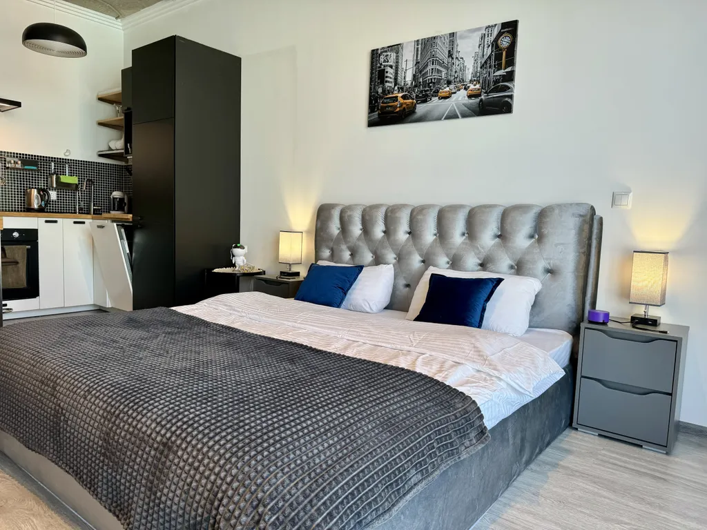 Апартаменты однокомнатные у ЦСКА, в Хорошевском, 40 м², Москва — спальня, фото 3