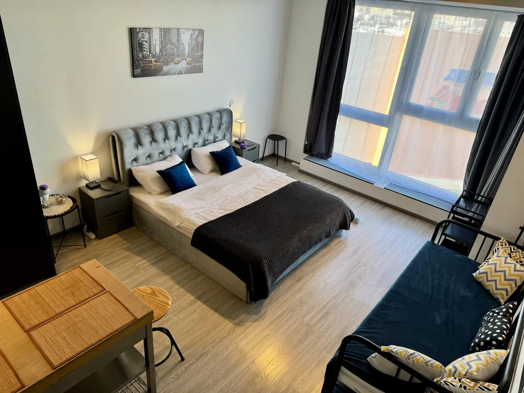 Апартаменты однокомнатные у ЦСКА, в Хорошевском, 40 м², Москва — спальня, фото 4