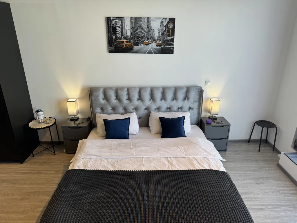 Апартаменты однокомнатные у ЦСКА, в Хорошевском, 40 м², Москва — спальня, фото 6