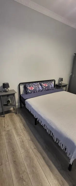 Квартира двухкомнатная на улице Большой Санкт-Петербургской, 74 м², Великий Новгород — спальня, фото 5