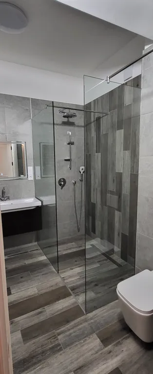 Квартира двухкомнатная на улице Большой Санкт-Петербургской, 74 м², Великий Новгород — ванная комната, фото 2