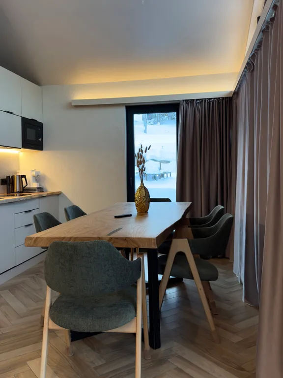 Дом 6-местный на улице Славянской, 66 м², Шерегеш — кухня, фото 6