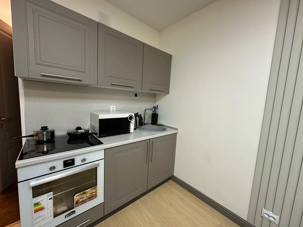 Студия однокомнатная у Горьковской, в Кузнечихе, 40 м², Нижний Новгород — кухня