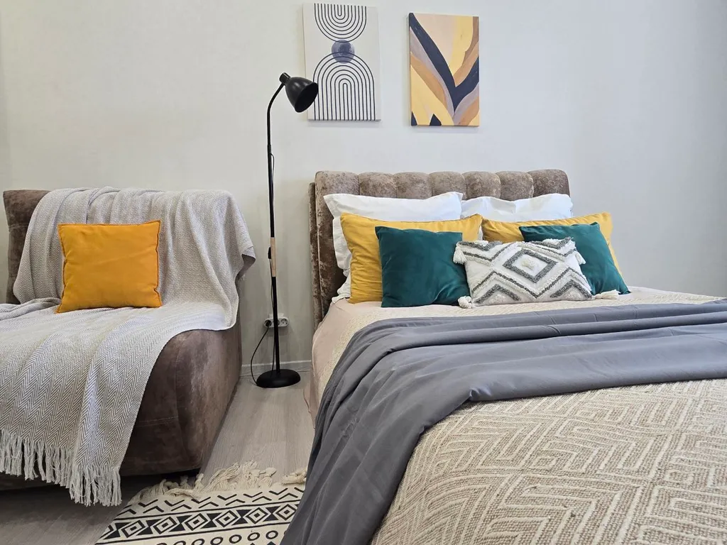 С видом на Успенский собор и новым ортопедическим матрасом!