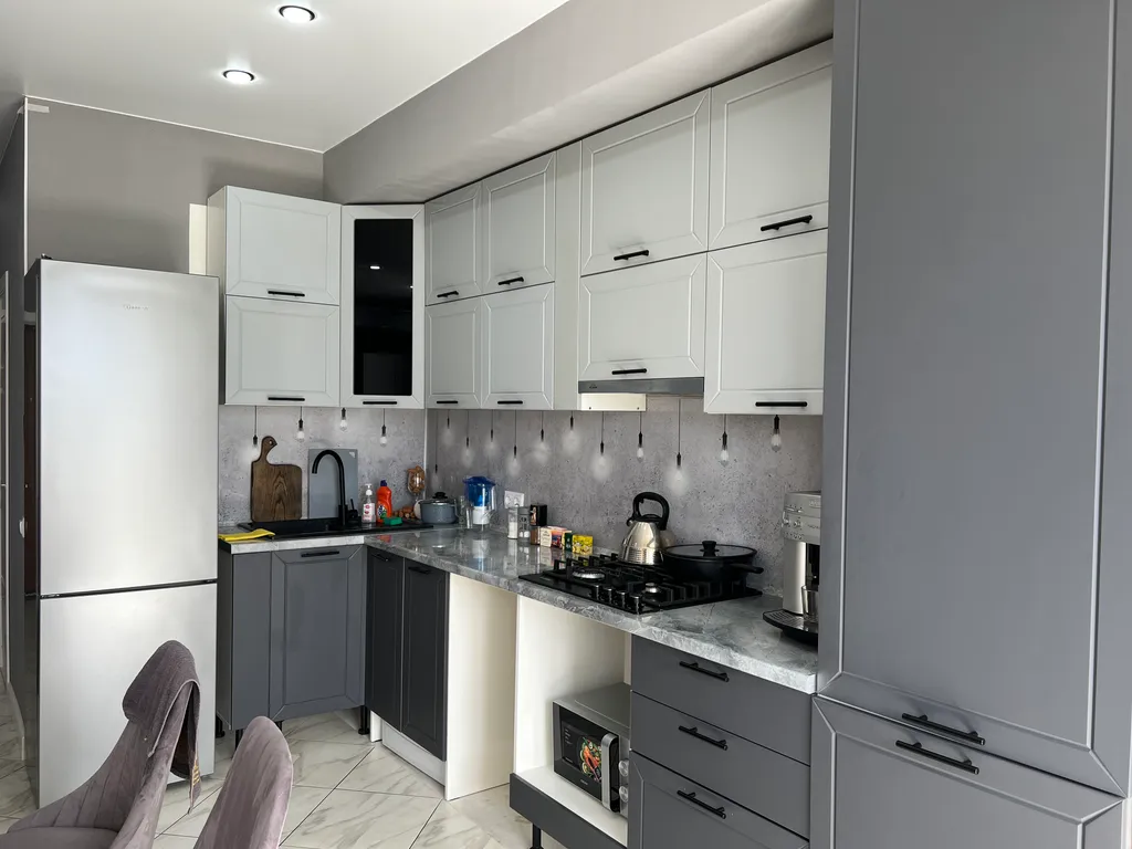Квартира однокомнатная на улице Февральской, 41 м², Углич — кухня, фото 8