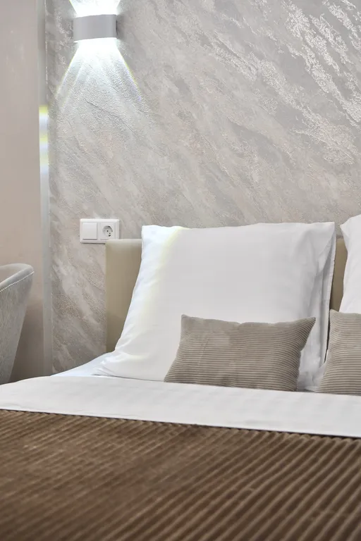 Студия однокомнатная в Советском, 30 м², Красноярск — спальня, фото 4