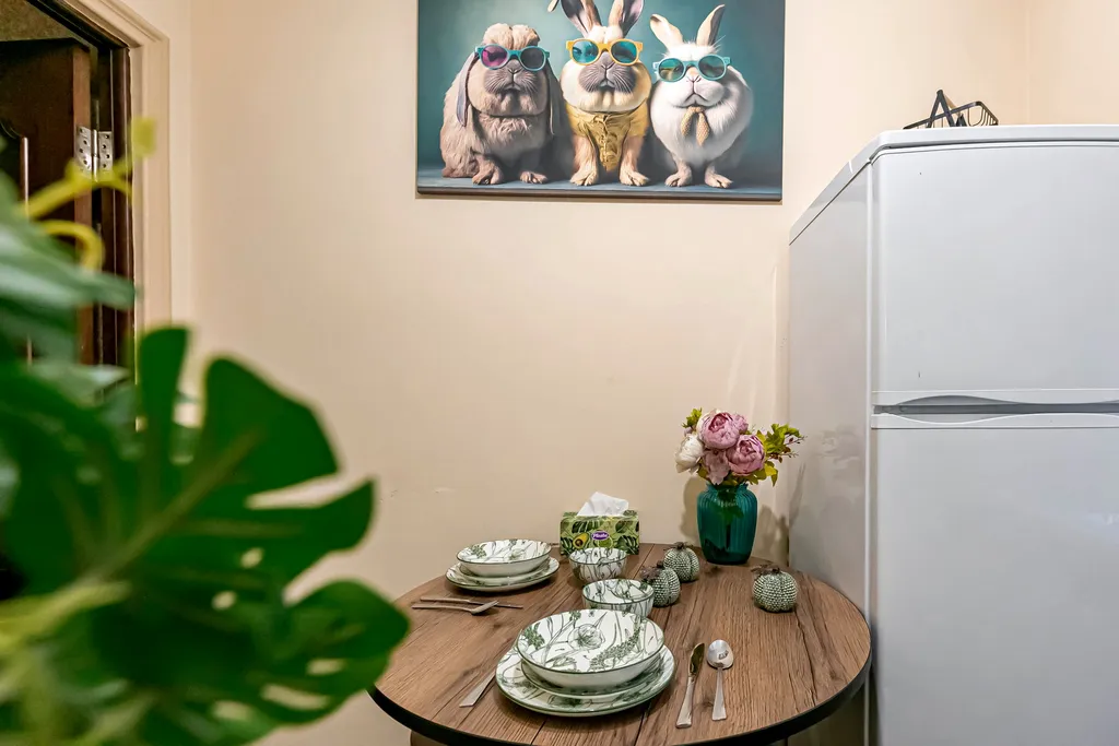 Квартира двухкомнатная на улице Широкой, 44 м², Кисловодск — кухня, фото 3