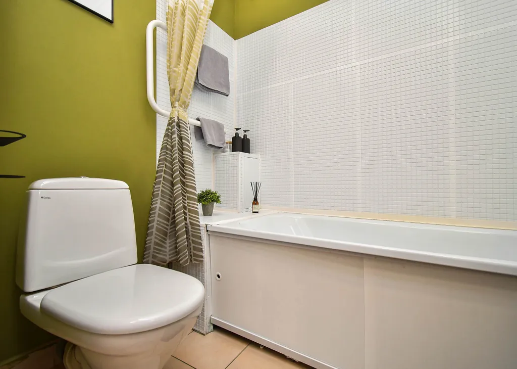 Студия однокомнатная в Свердловском, 30 м², Красноярск — фото 14