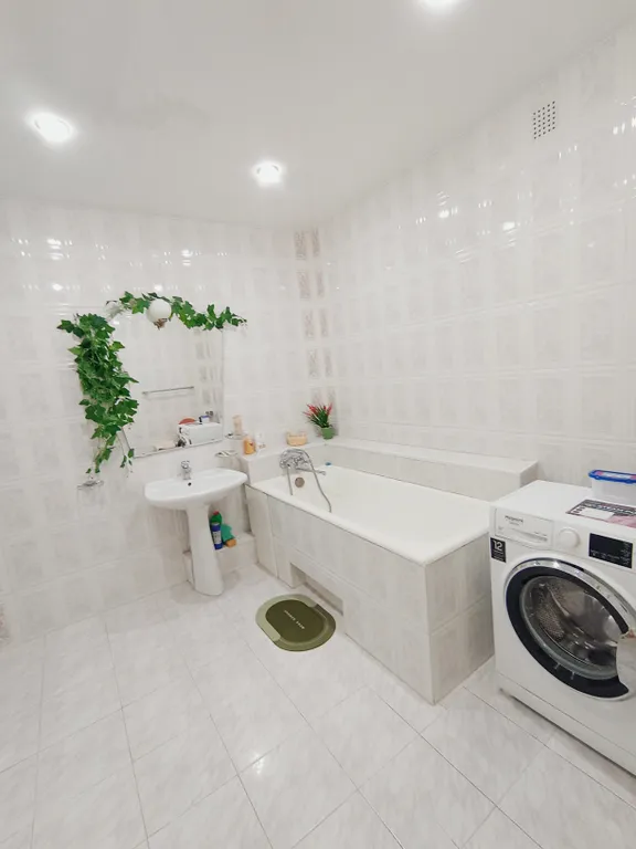 Квартира трёхкомнатная на улице Титова, 80 м², Кисловодск — фото 14