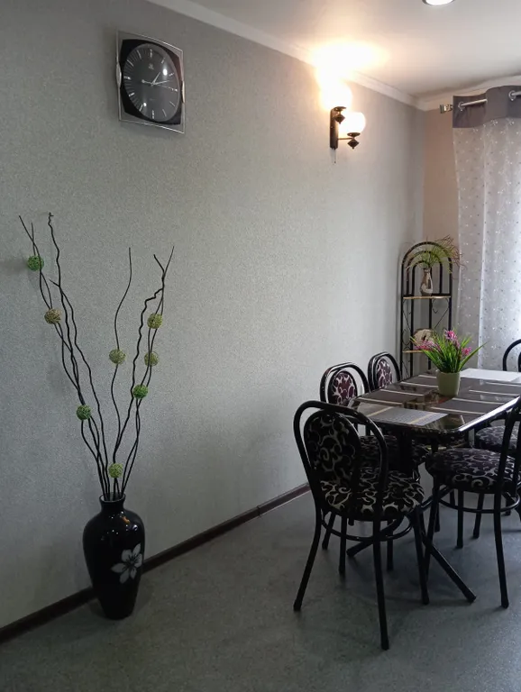 Квартира трёхкомнатная на улице Титова, 80 м², Кисловодск — фото 3
