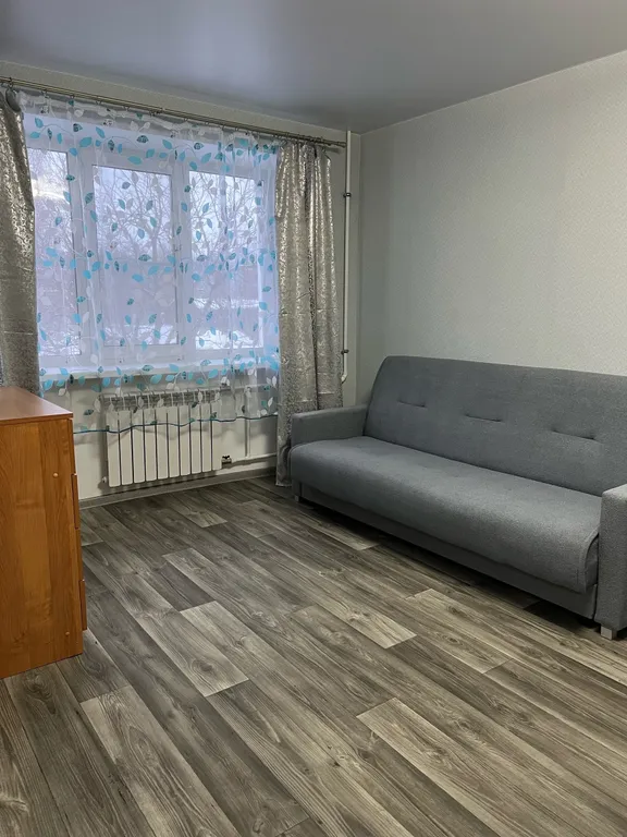 Квартира однокомнатная на проспекте Пролетарском, 33 м², Кемь — спальня, фото 3