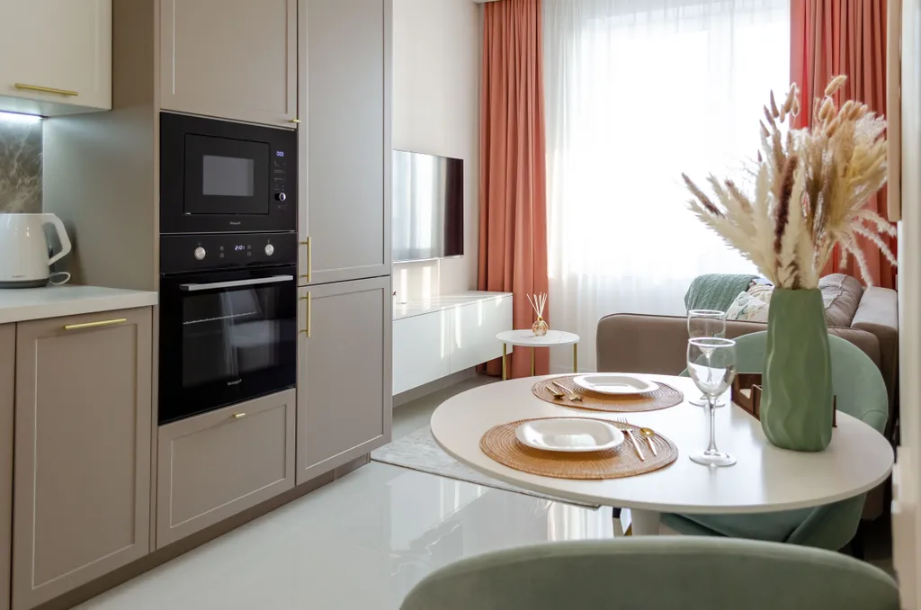 Квартира двухкомнатная в Железнодорожном, 40 м², Красноярск — фото 11