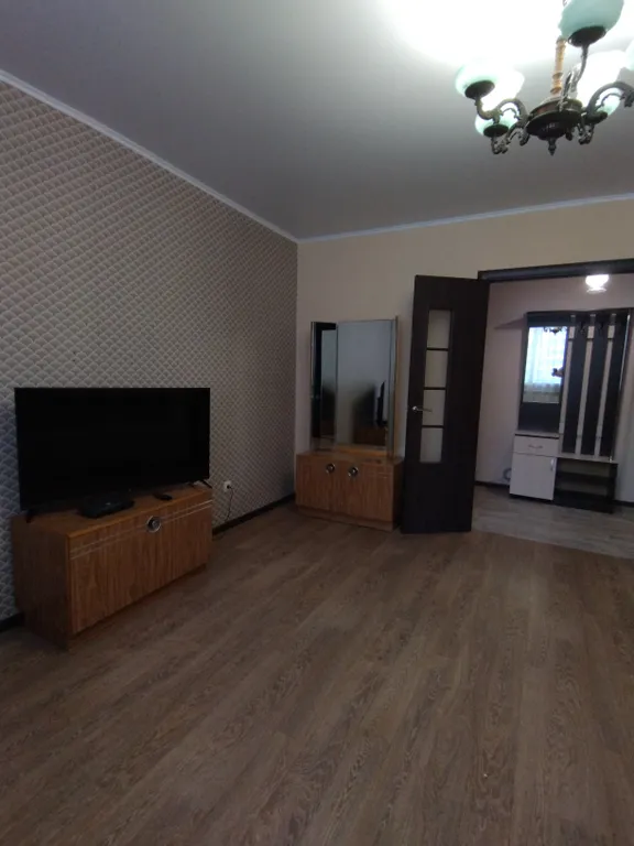 Квартира двухкомнатная на улице Андрея Бушуева, 53 м², Тюмень — фото 10