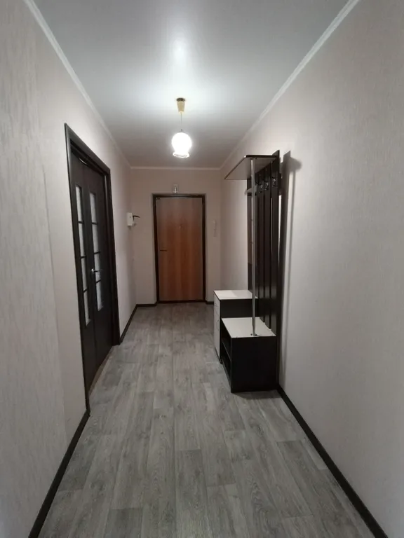 Квартира двухкомнатная на улице Андрея Бушуева, 53 м², Тюмень — фото 11