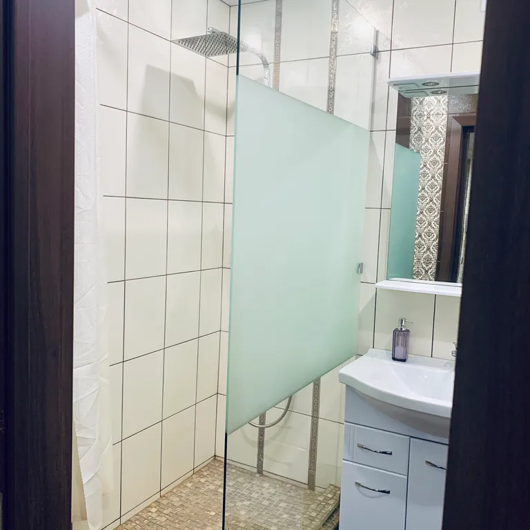 Квартира двухкомнатная в Самарском, 46 м², Самара — ванная комната, фото 3
