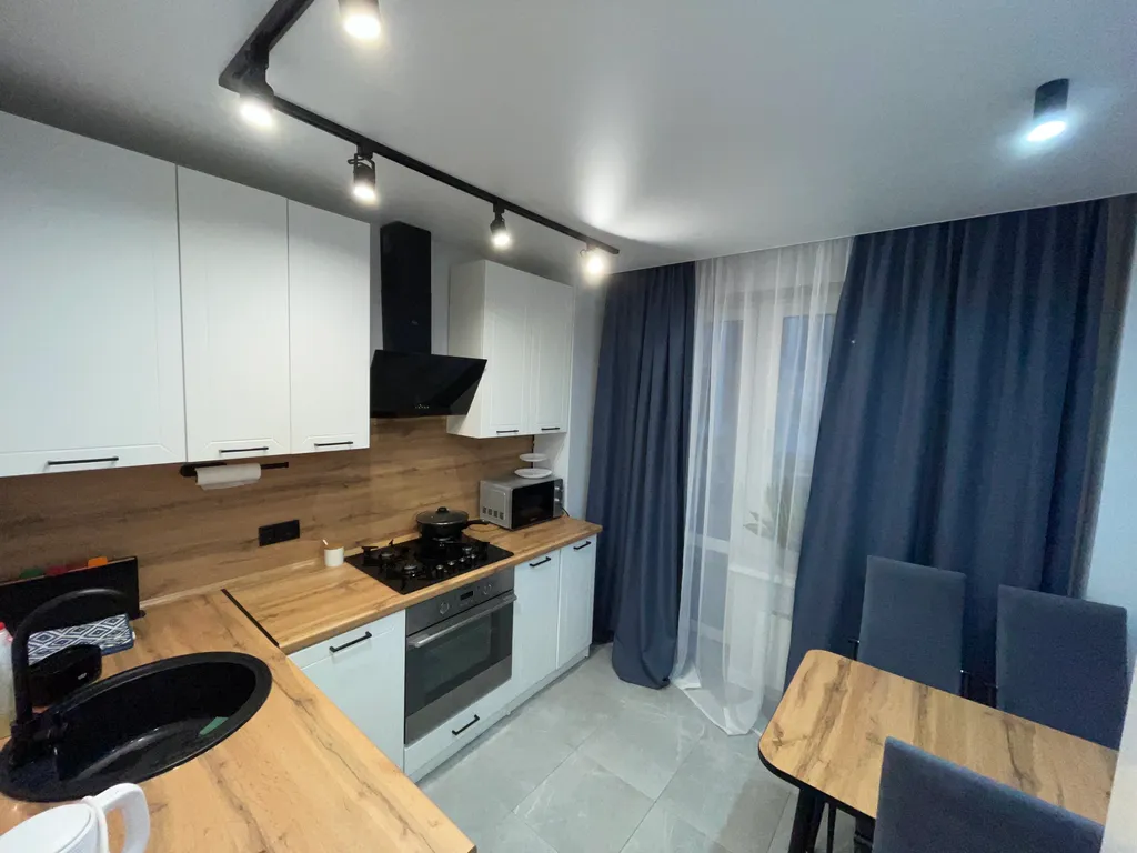Квартира двухкомнатная на улице Народной, 49 м², Псков — фото 5