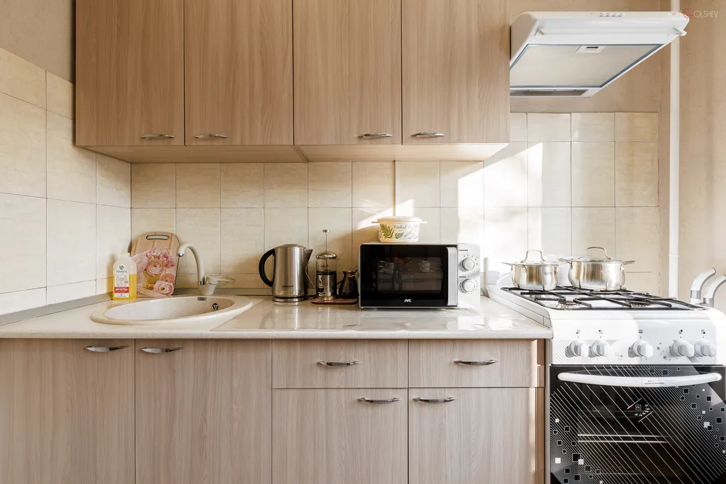 Квартира однокомнатная на улице Кучуры, 35 м², Пятигорск — кухня, фото 7