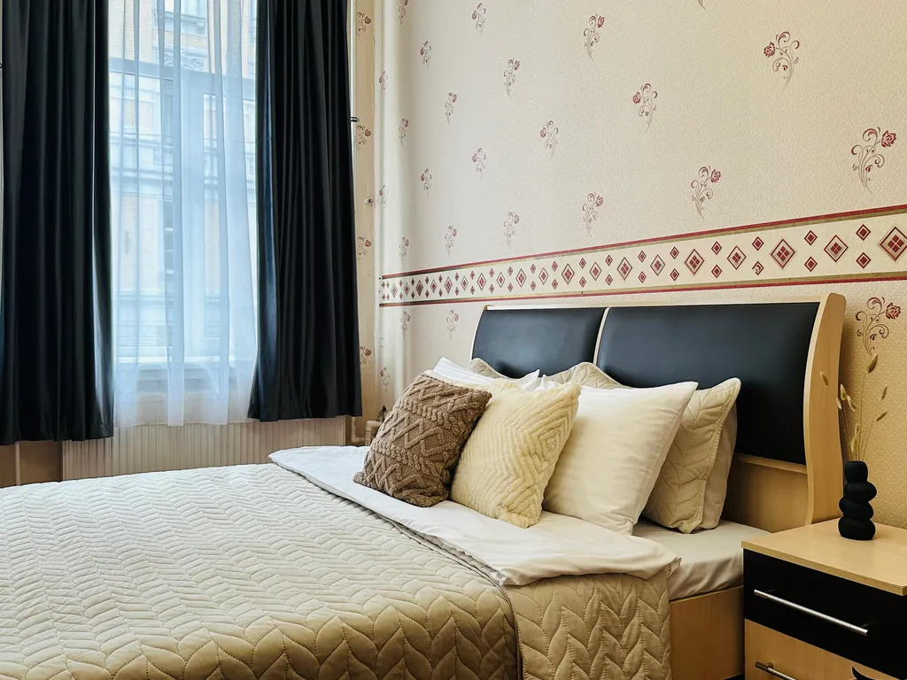 Квартира однокомнатная у Восстахи, в Центральном, 56 м², Санкт-Петербург — спальня, фото 5