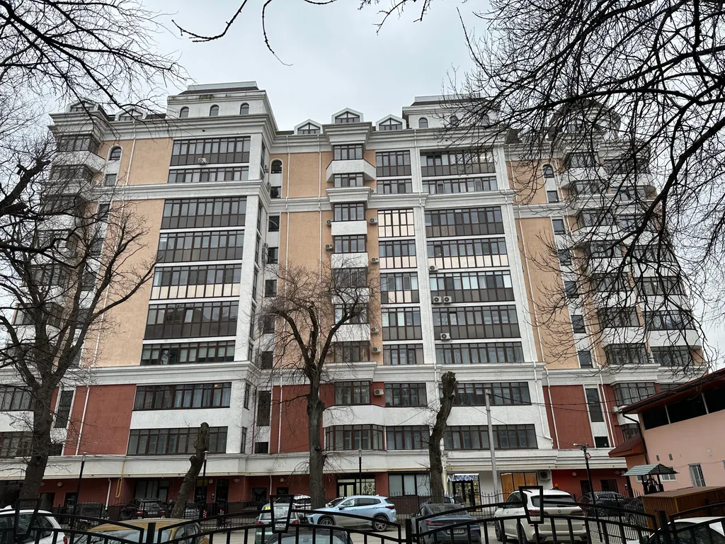 Квартира двухкомнатная на проспекте Кирова, 52 м², Симферополь — фото 11
