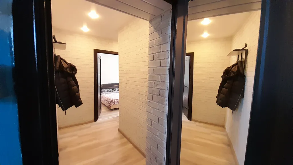 Студия однокомнатная на улице Ньютоне, 30 м², Ярославль — спальня, фото 11