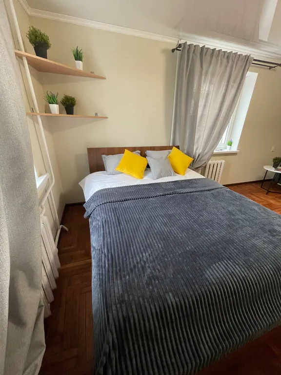 Квартира однокомнатная на улице Кучуры, 30 м², Пятигорск — спальня, фото 6