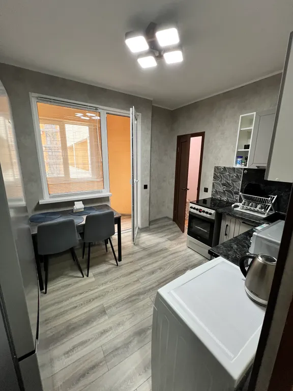 Квартира двухкомнатная на улице Гастелло, 55 м², Адлер — фото 8