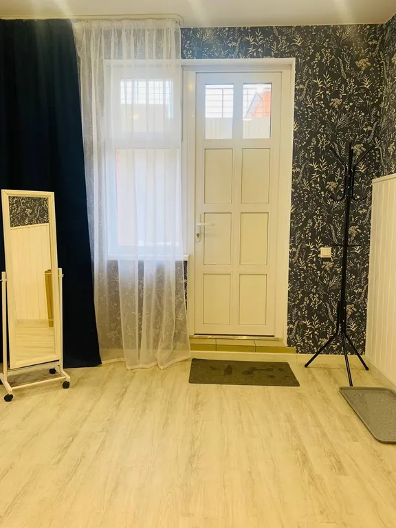 Апартаменты двухкомнатные в Октябрьском, 50 м², Иркутск — фото 7