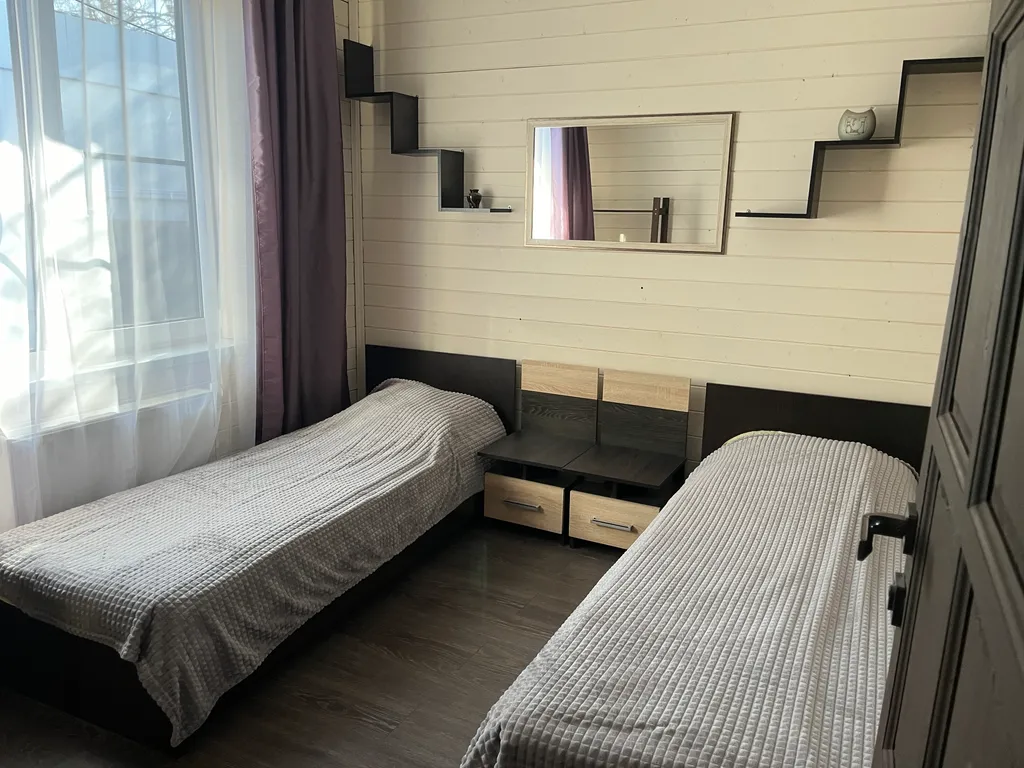 Дом 6-местный на улице Луговой, 50 м², Черноголовка — спальня, фото 3