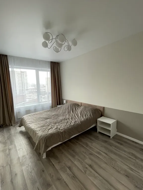 Квартира двухкомнатная у Ботаники, в Октябрьском, 38 м², Екатеринбург — спальня, фото 2