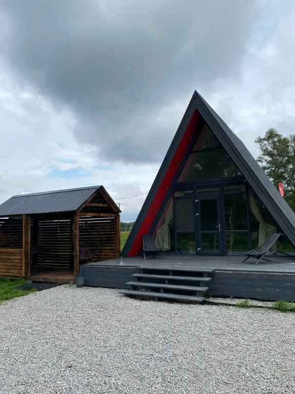 Дом 4-местный в посёлке Кунчуре, 38 м², Тюмень — двор