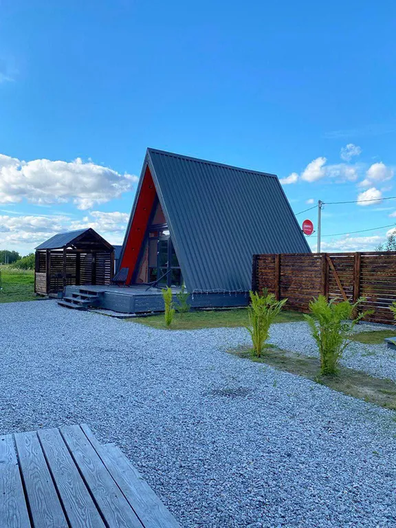 Дом 4-местный в посёлке Кунчуре, 38 м², Тюмень — двор, фото 2