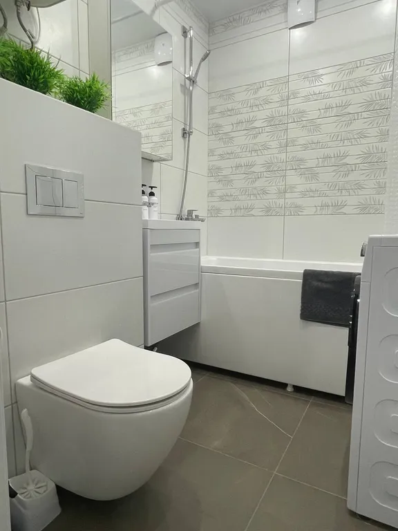 Квартира однокомнатная в Красноглинском, 45 м², Самара — ванная комната