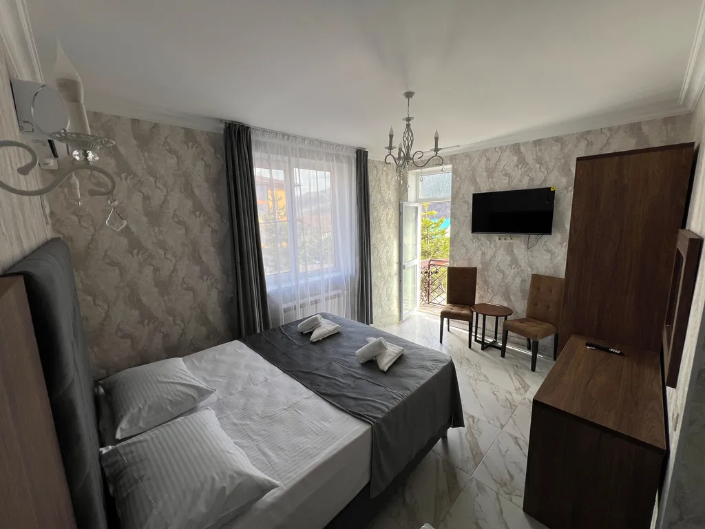 Двухместный номер с 1 кроватью стандарт с видом на горы