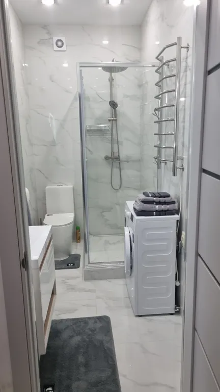 Квартира двухкомнатная на улице Власова, 50 м², Пятигорск — ванная комната, фото 5