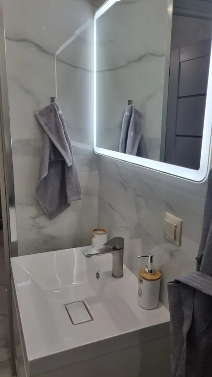 Квартира двухкомнатная на улице Власова, 50 м², Пятигорск — ванная комната, фото 3