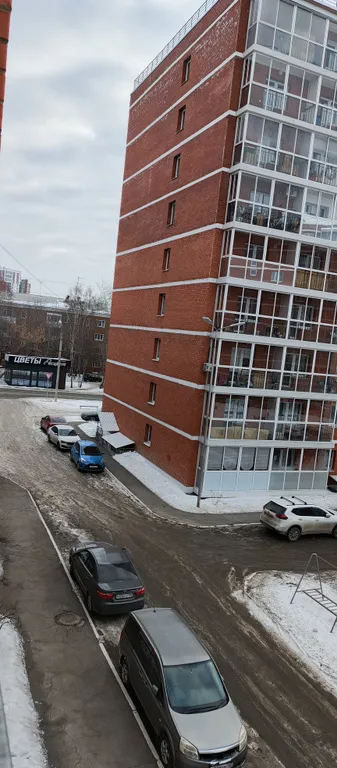 Квартира двухкомнатная в Октябрьском, 49 м², Иркутск — фото 21