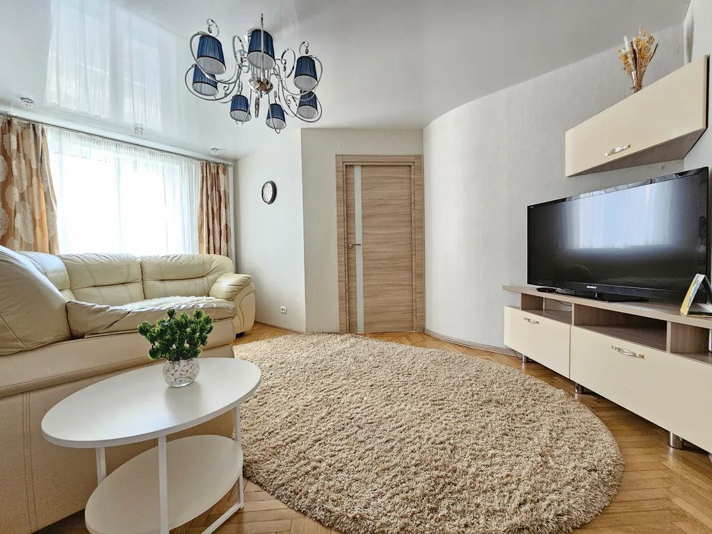 Апартамент у реки