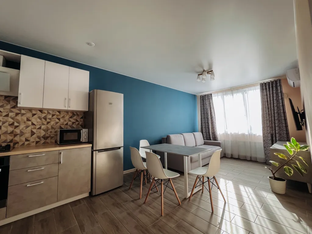 Квартира однокомнатная на улице Чернышевского, 45 м², Рязань — кухня