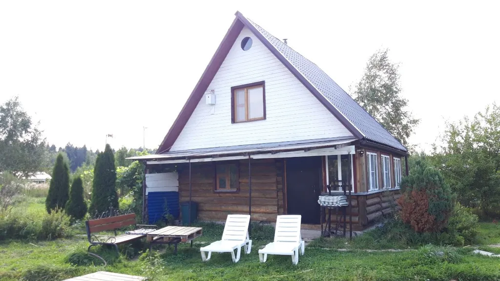 Дом-баня у озера